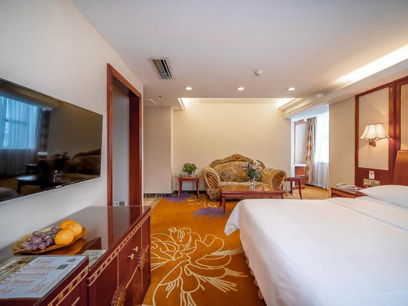 Vienna Hotel Foshan Chancheng Zumiao Branch מראה חיצוני תמונה