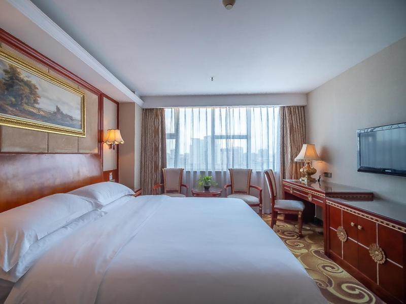 Vienna Hotel Foshan Chancheng Zumiao Branch מראה חיצוני תמונה