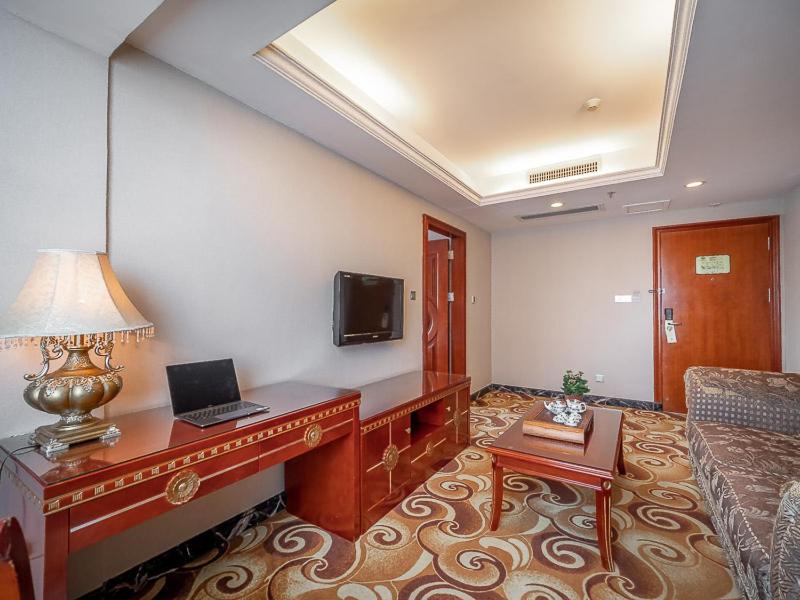 Vienna Hotel Foshan Chancheng Zumiao Branch מראה חיצוני תמונה